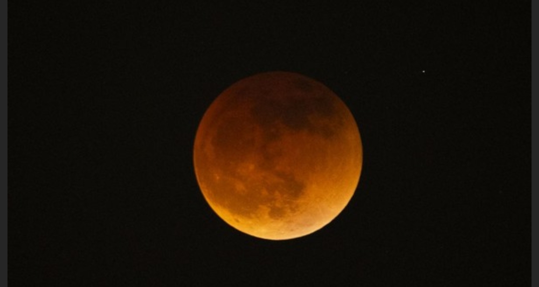 Panduan Shalat Gerhana Bulan 8 November, Niat dan Tata Caranya