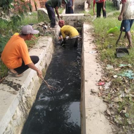 Album : Kerja Bakti Jumat Bersih
