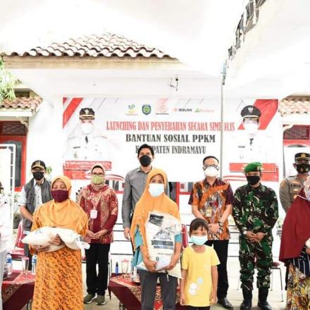 Album : Bantuan Sosial PPKM Kabupaten Indramayu